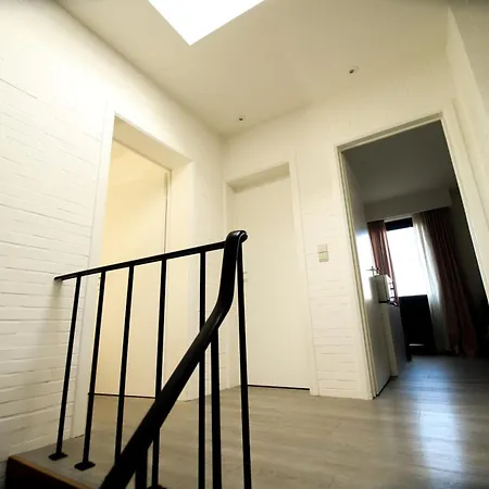 Accommodatie bij particulieren Prive Met Chill En Gedeelde Badkamer - Rand - Afrit E313 Wommelgem - Vlakbij Tramhalte Lijn 9 En 24 Antwerpen